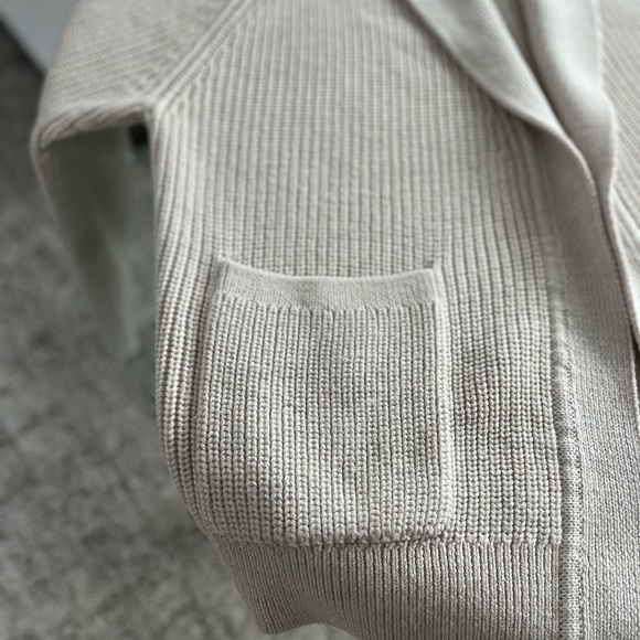 RARE Aritzia Wilfred Travel Cardigan Sz M - Picture 10 of 13